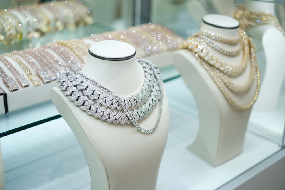Bijoux et accessoires